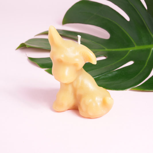 Beeswax decorative candle in Scotty Dog design