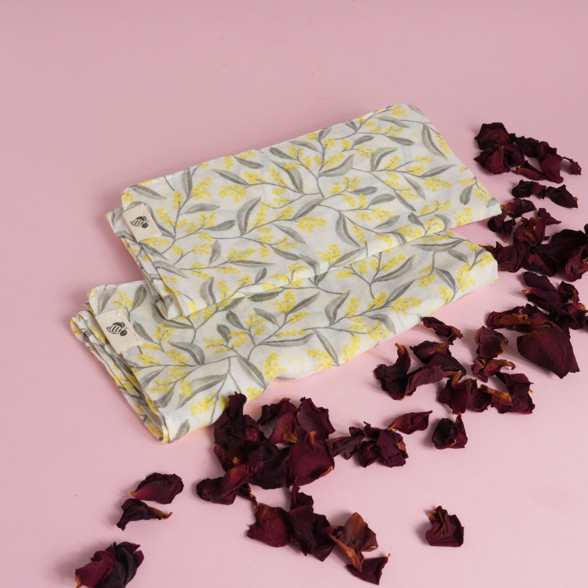 Reusable muslin face cloth for gentle cleansing